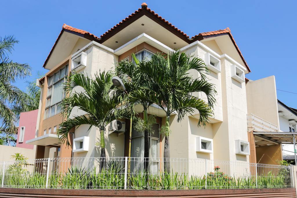 Reddoorz Plus @ Candrawulan Buahbatu Bandung Buitenkant foto