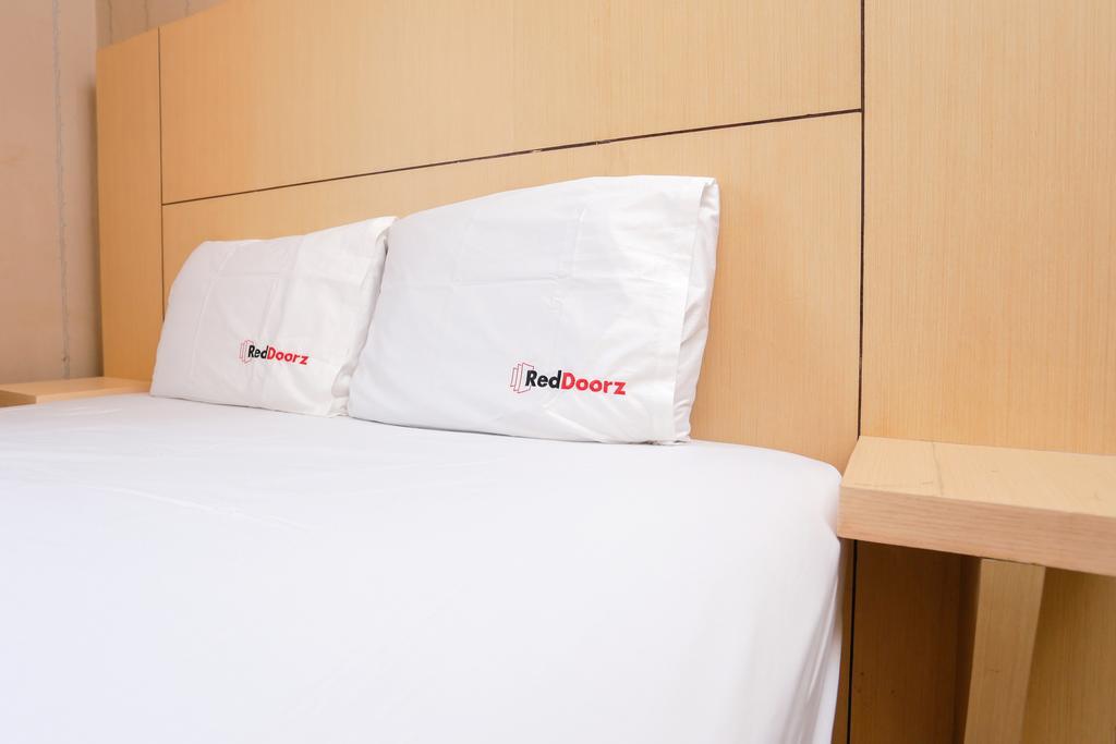 Reddoorz Plus @ Candrawulan Buahbatu Bandung Buitenkant foto